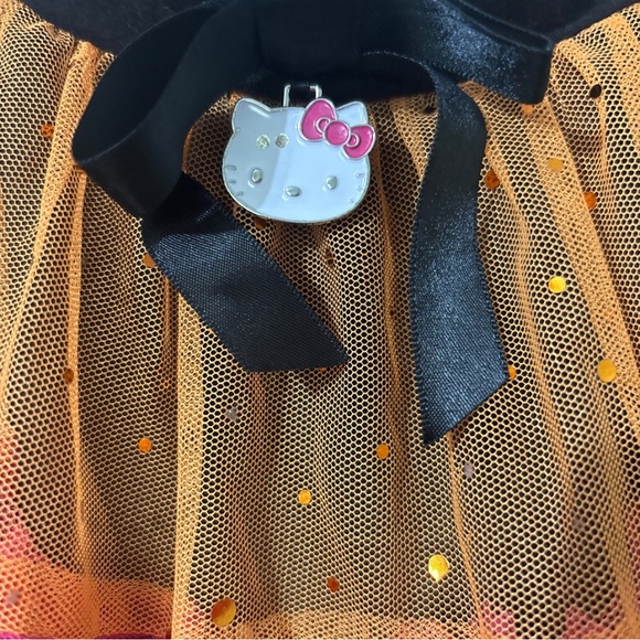 NWOT Hello Kitty Girls Skirt Size 5 - Picture 2 of 4